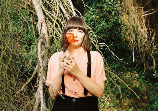 Imagen ALONDRA BENTLEY (Femenino y Singular)